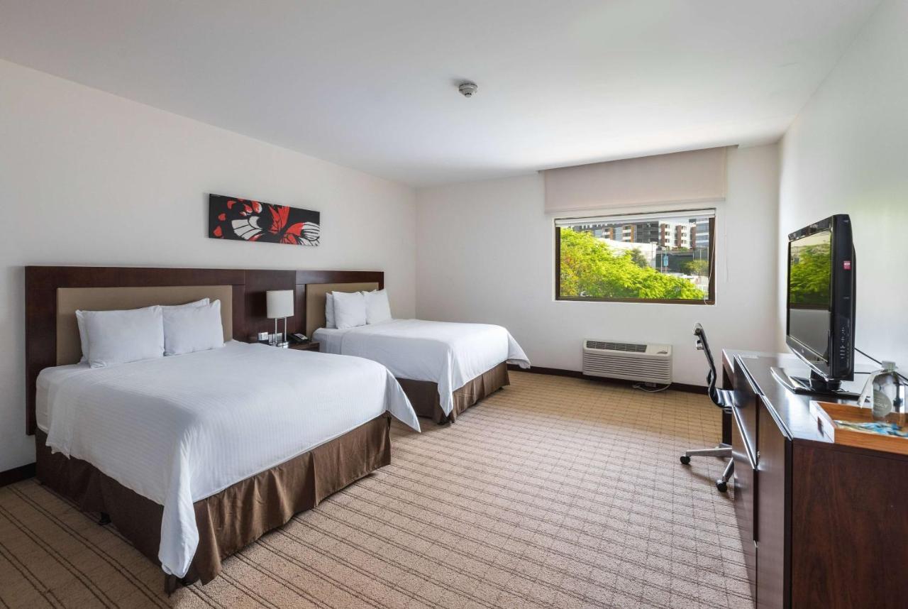 Hotel Wyndham Garden Escazu, Costa Rica