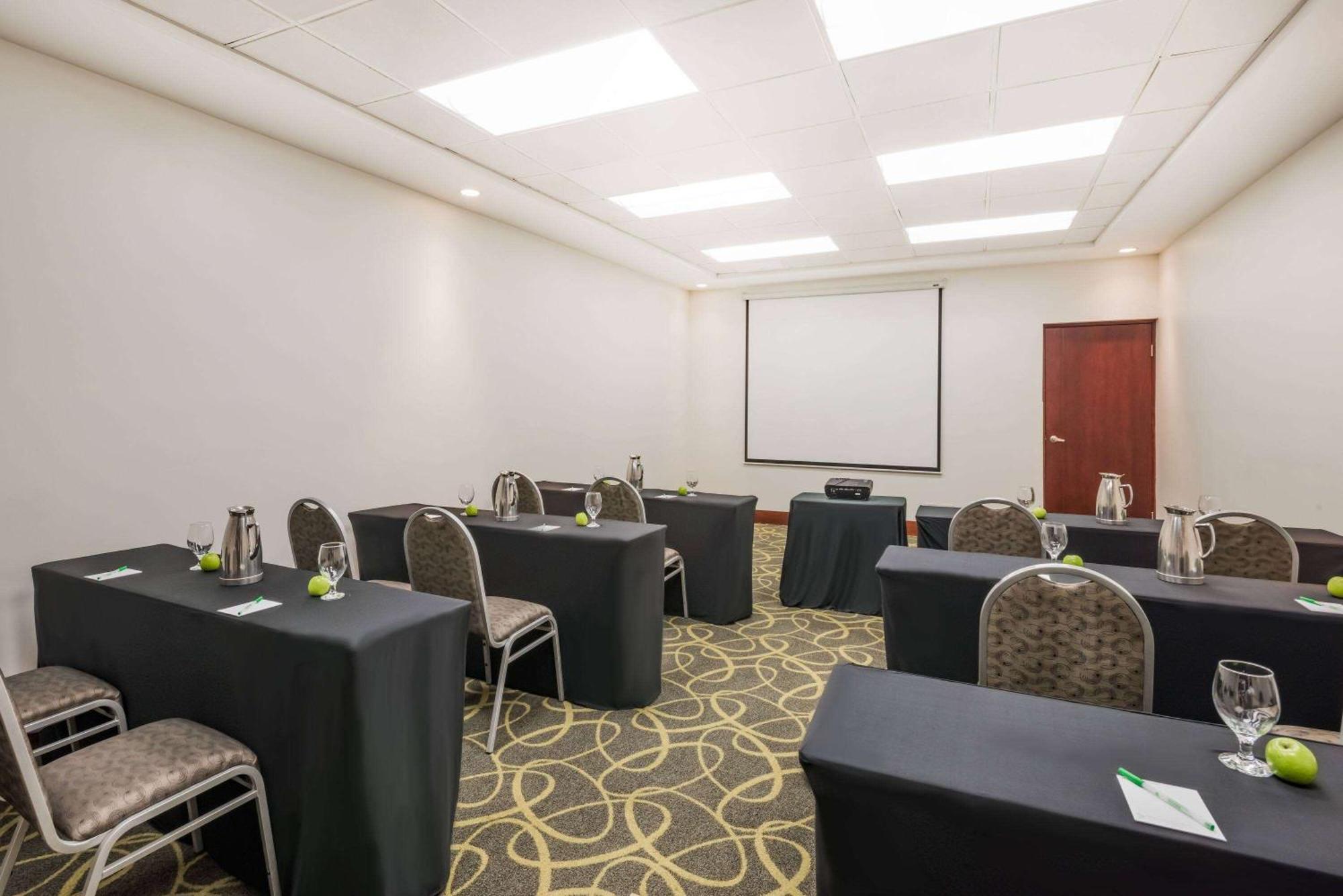 Hotel Wyndham Garden Escazu, Costa Rica San José