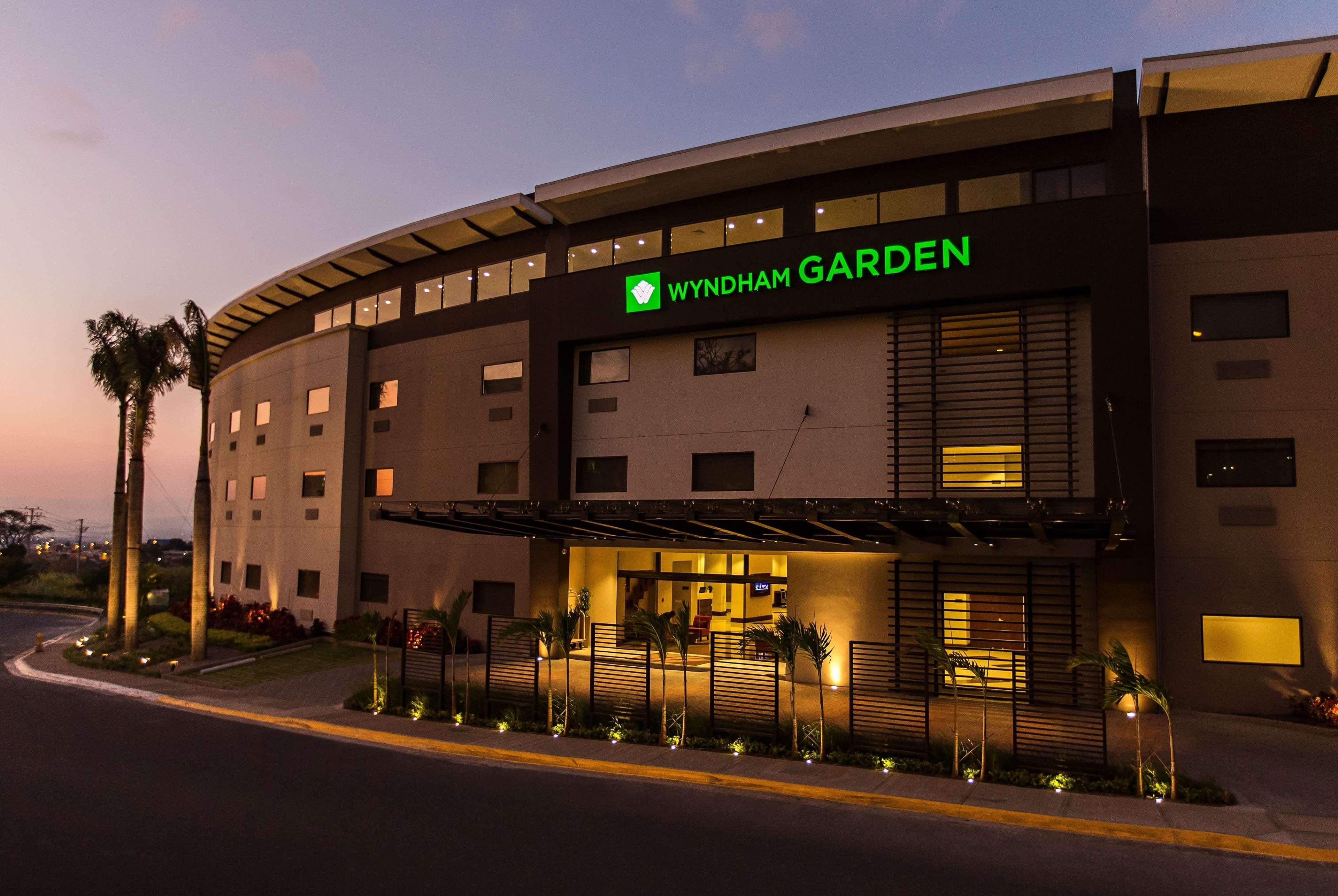Hotel Wyndham Garden Escazu, Costa Rica